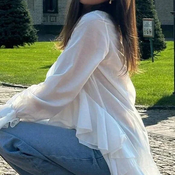 White Casual Women's V-Neck Loose Blouse - Picture 3 of 5